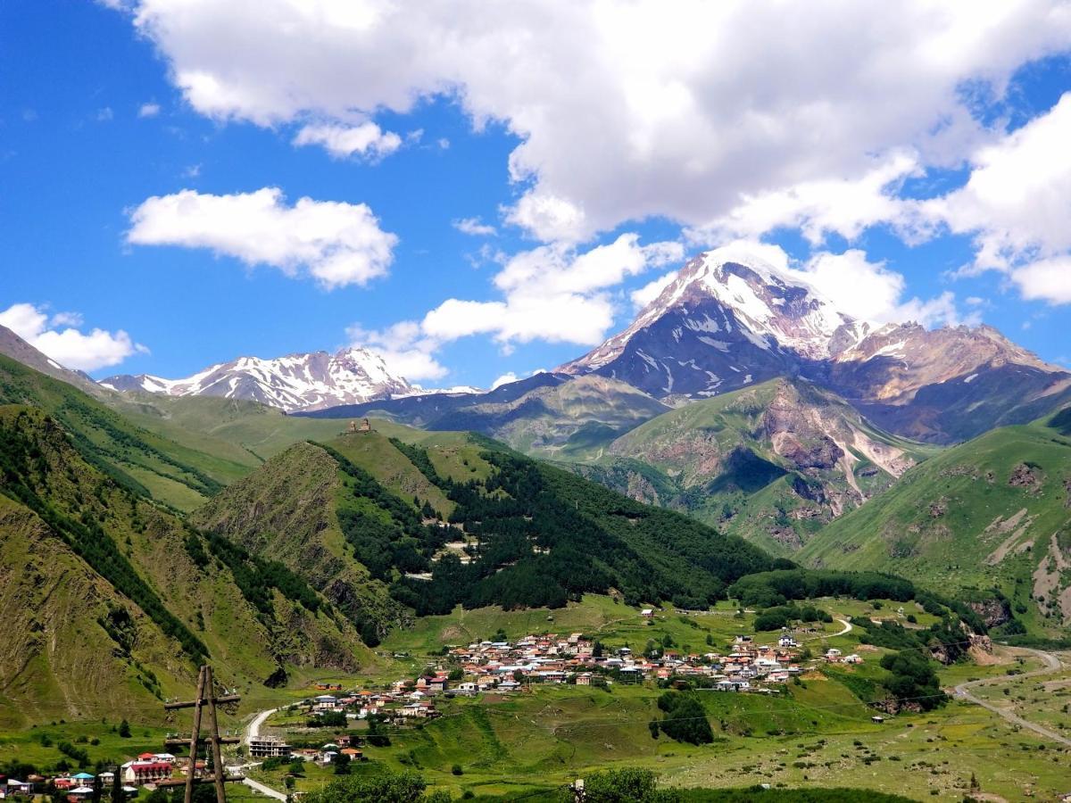 Milla Hotel Kazbegi Exterior photo